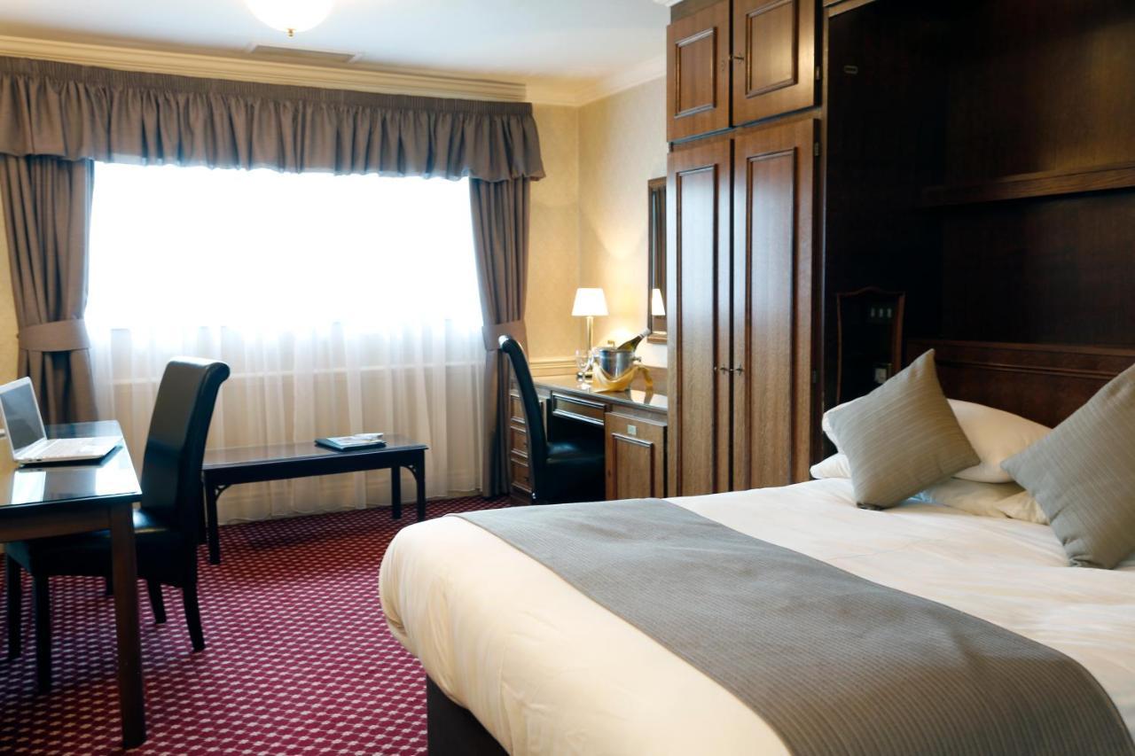 Burnley North Oaks Hotel And Leisure Club Room photo